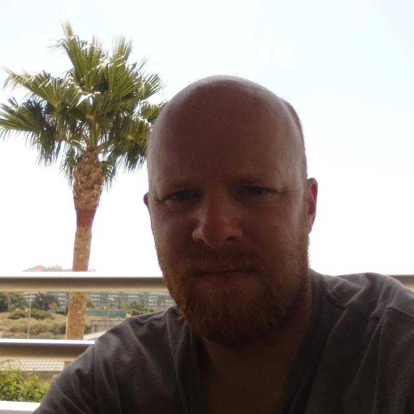 Wayne, web developer at SourceCode in Calpe